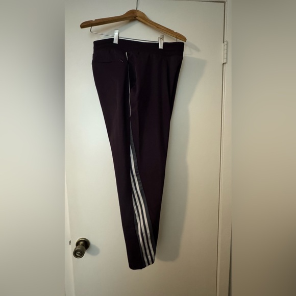 Adidas joggers / gym pants, Men’s size M - Picture 4 of 5